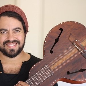 Violas e Histórias – Fabrício Conde